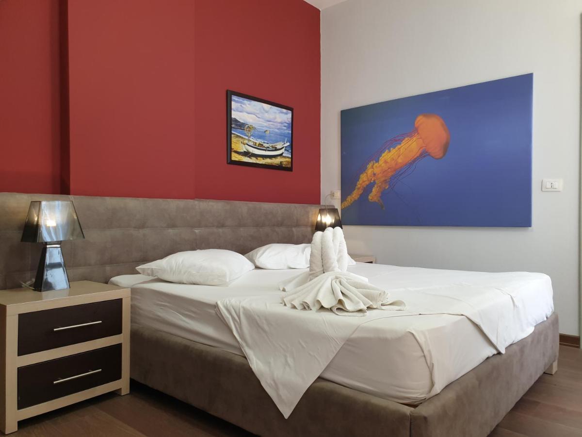 Perandor Beach Durres Bagian luar foto