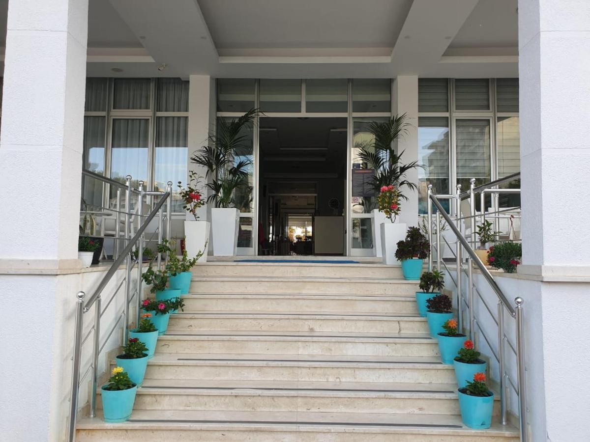 Perandor Beach Durres Bagian luar foto