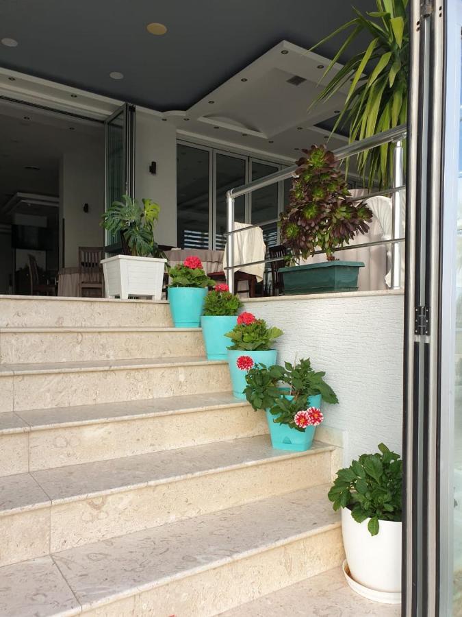 Perandor Beach Durres Bagian luar foto