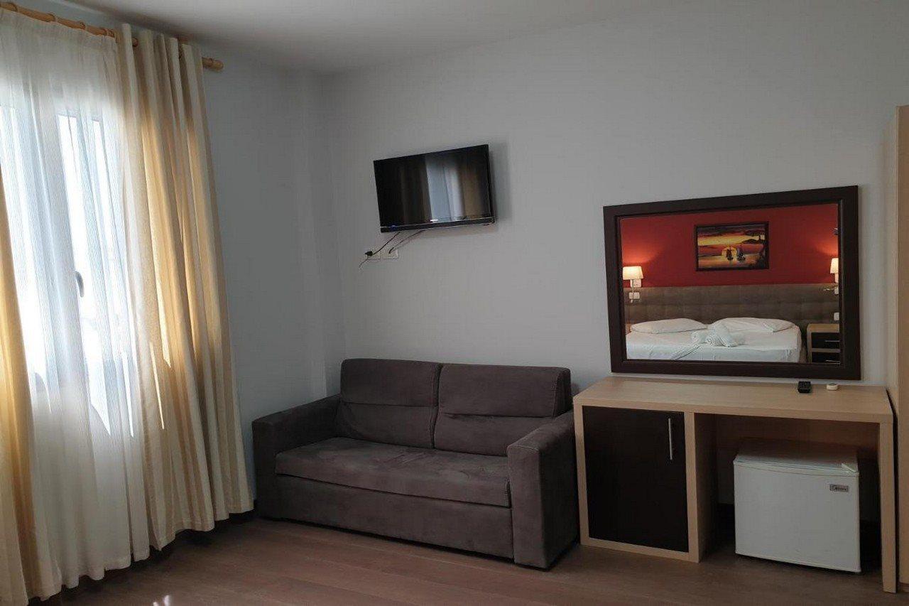 Perandor Beach Durres Bagian luar foto
