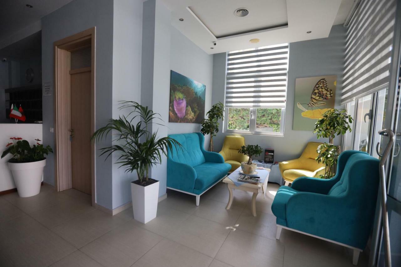 Perandor Beach Durres Bagian luar foto
